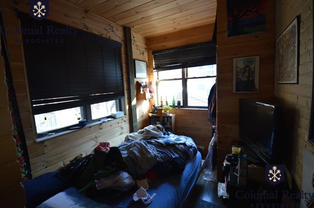 69 Babcock St, Coolidge Corner