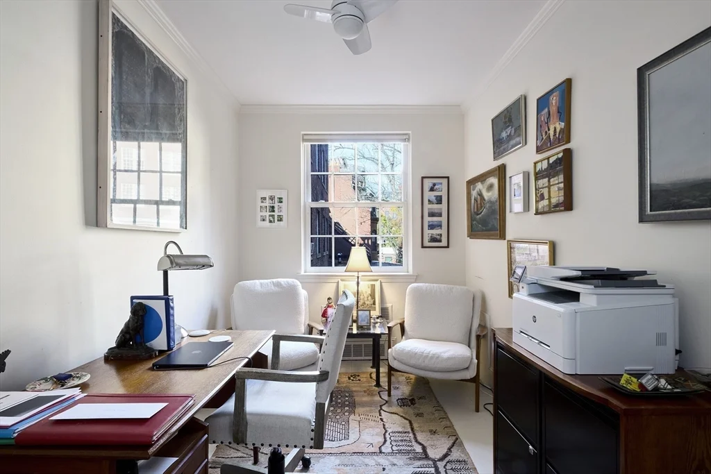 37 Beacon St, Beacon Hill