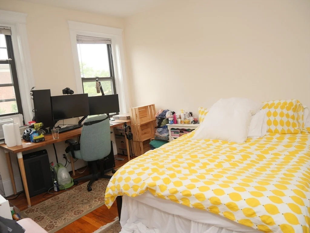 229 Saint Paul St, Coolidge Corner