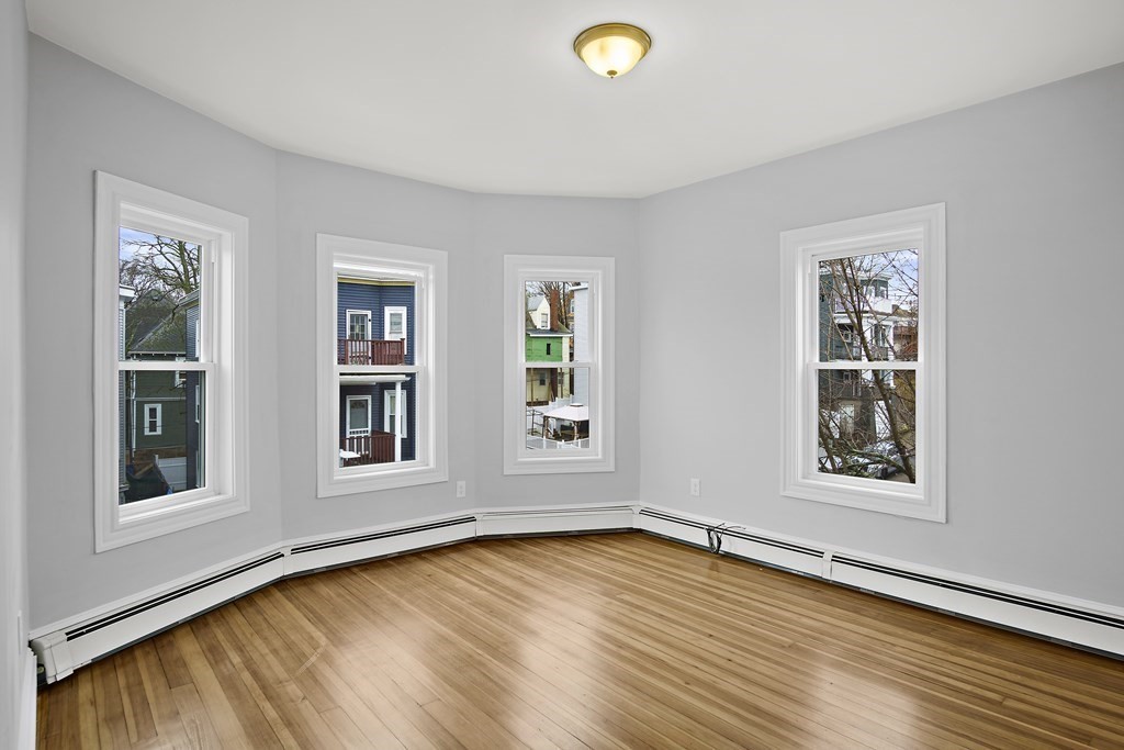 84 Fellsway East, Malden