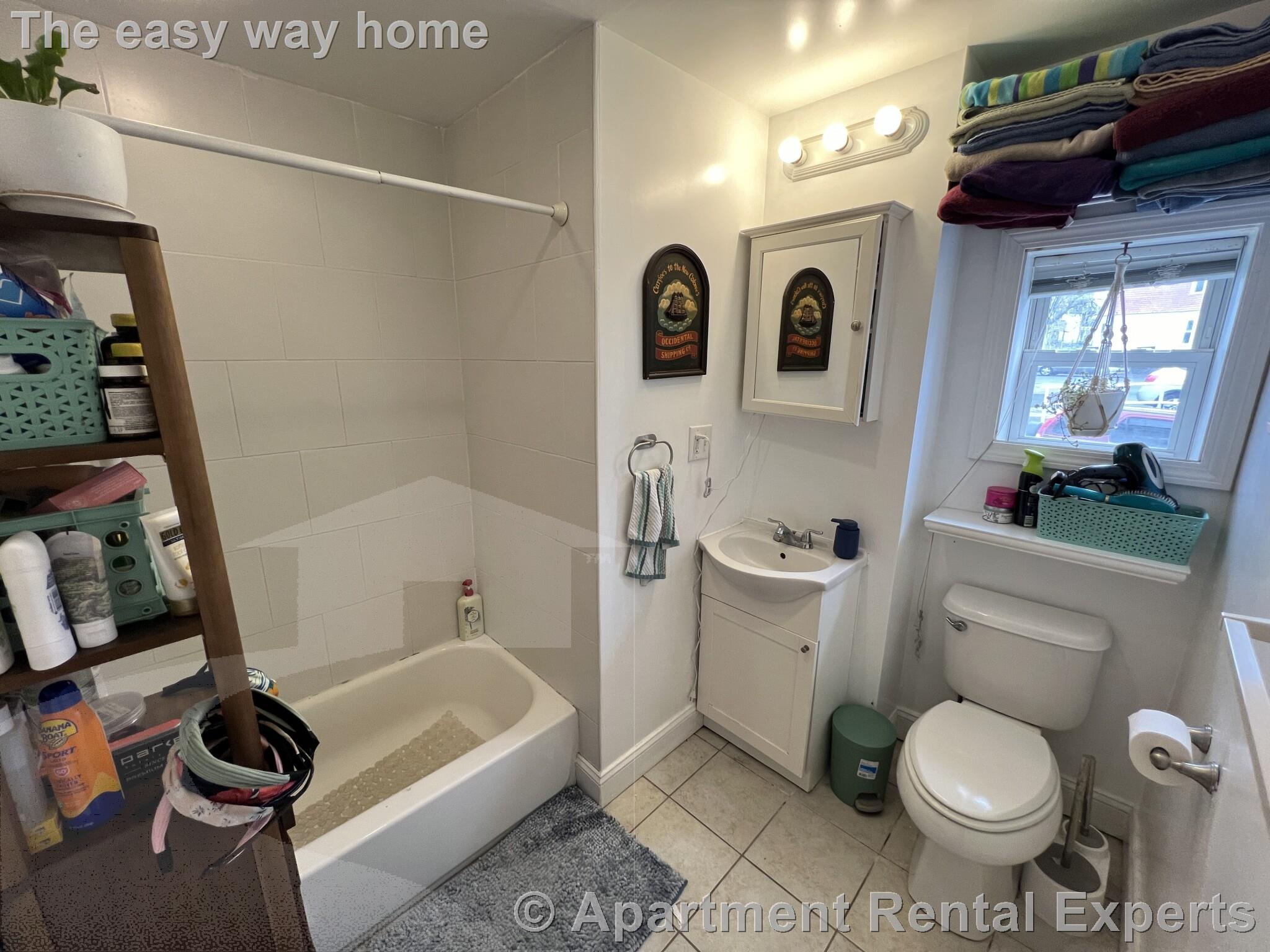 1 Victoria, Teele Square