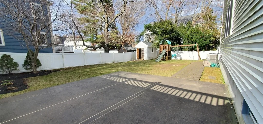 11 Highlandview Ave, Winchester