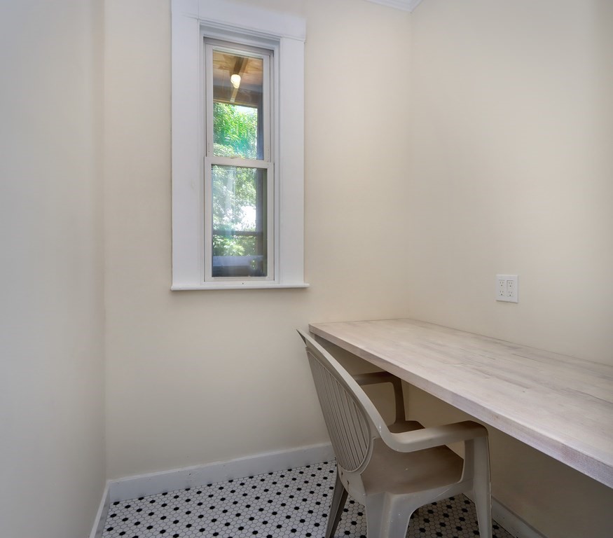 2 bed, 1 bath apartment for rent at 5 Stanford Ter Unit 1, Porter Square — photo 13 of 20