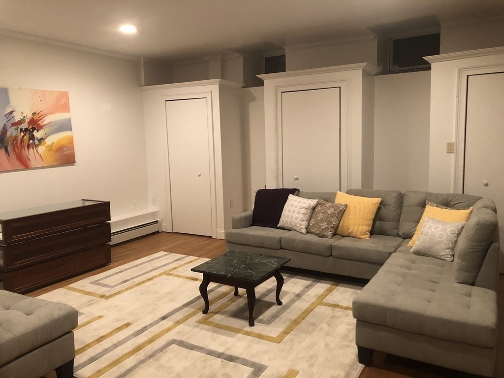 3 split bed, 2 bath apartment for rent at 318 Tappan St Unit 1, Brookline Village — photo 13 of 16