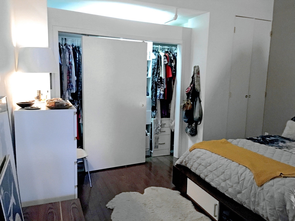 88 Kingston St, Midtown