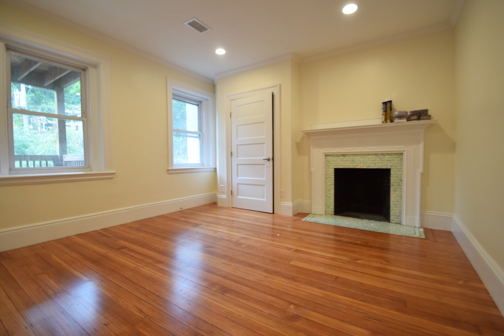 1616 Beacon, Corey Hill