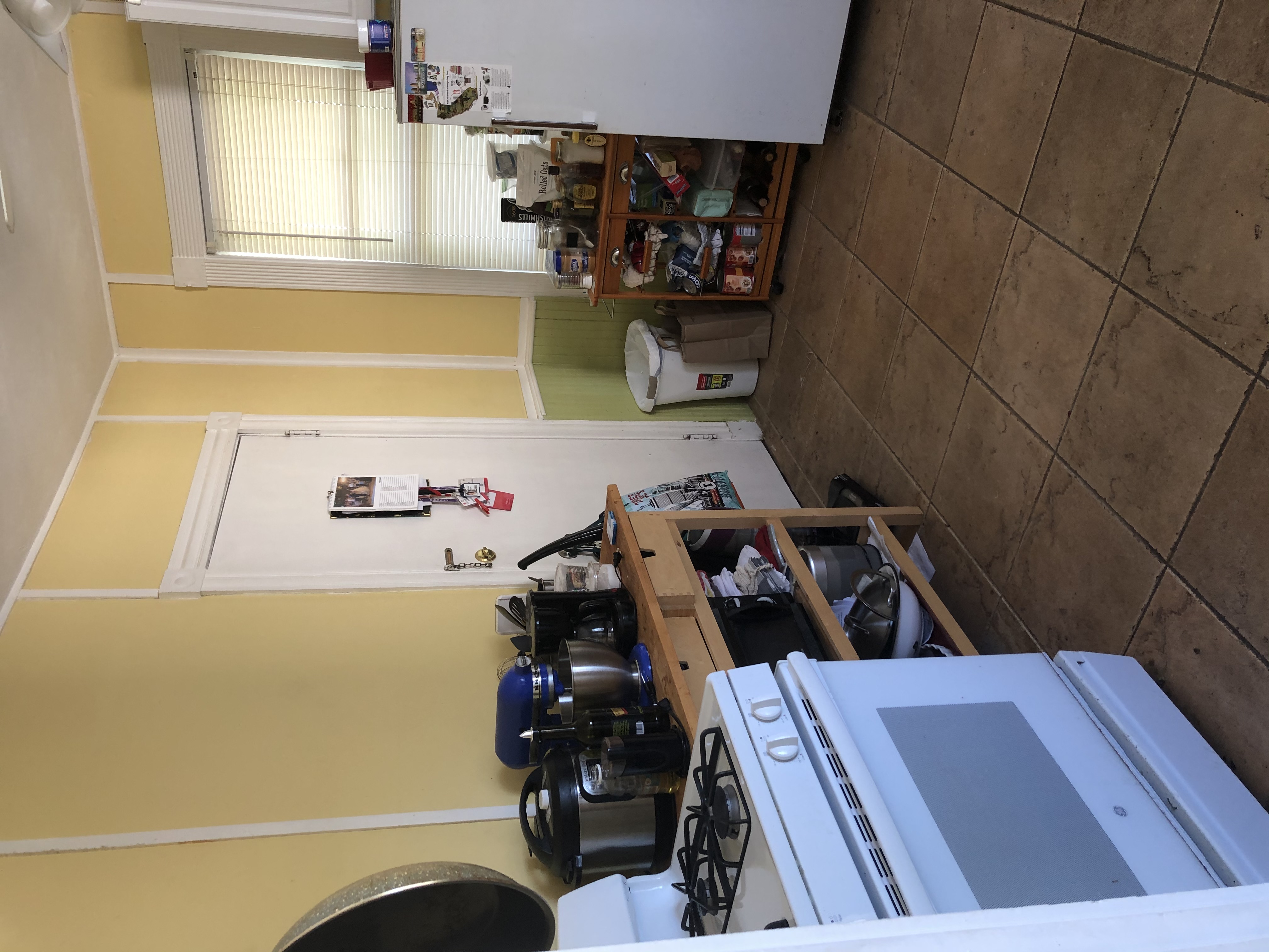 21 Endicott Ave, Teele Square