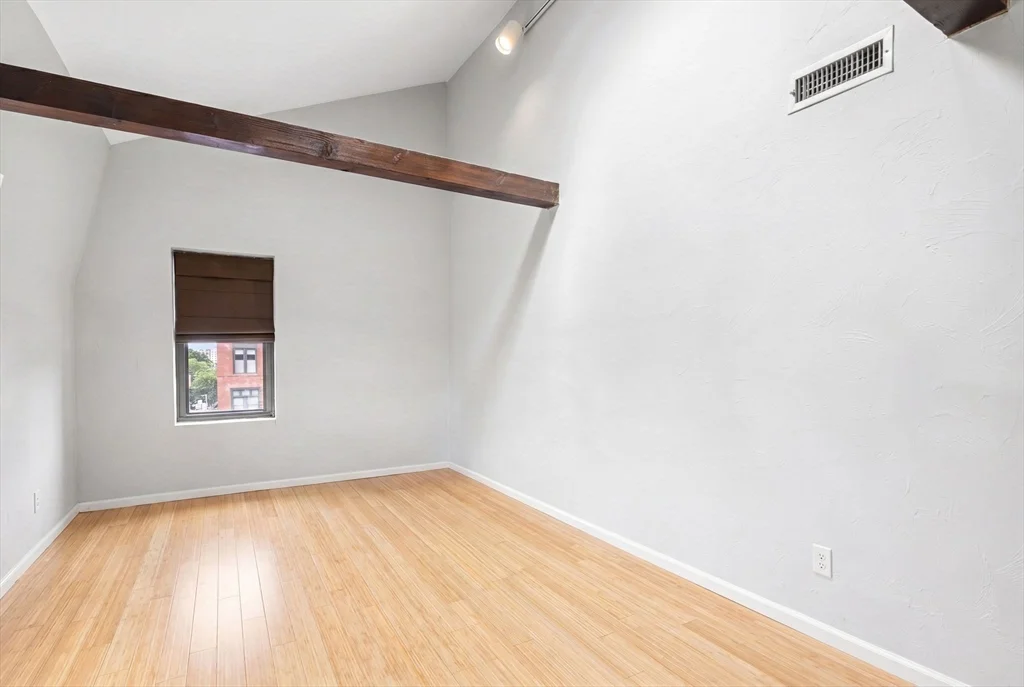148 F St, South Boston
