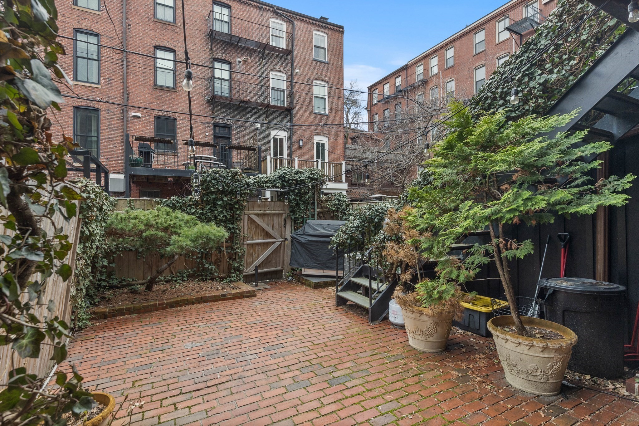 4 Cazenove St, South End