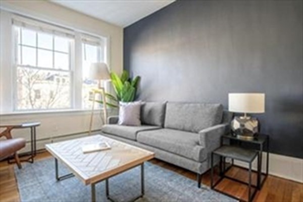 674 Washington St, Aspinwall Hill