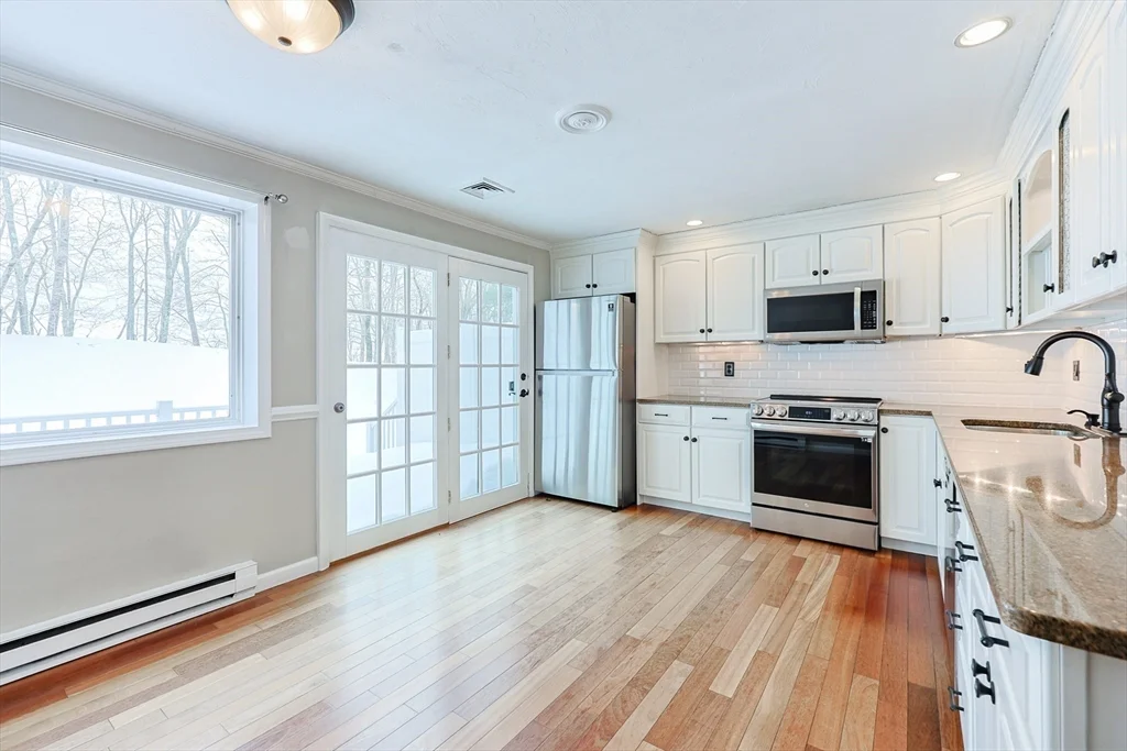 835 Mount Hope St, North Attleboro