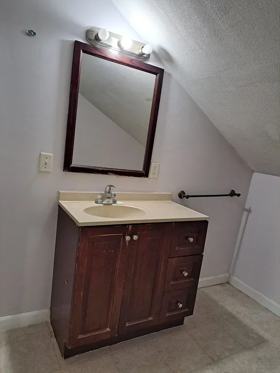 158 Baker St, West Roxbury