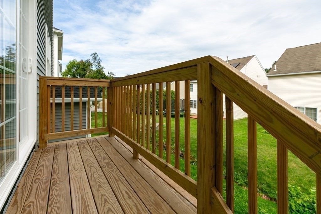 12 Kiara Dr, Worcester