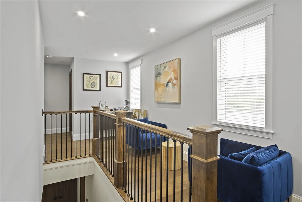 32 Pearl St, Dorchester