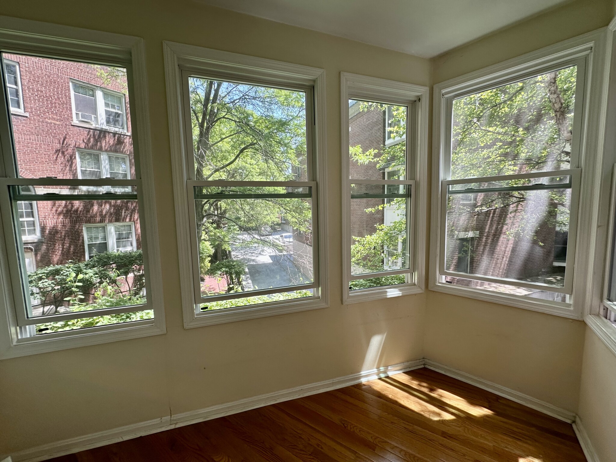 1405 Beacon St, Coolidge Corner