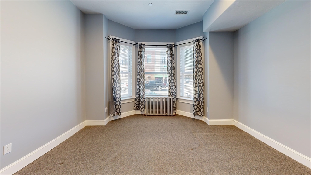 109 Chelsea St, East Boston