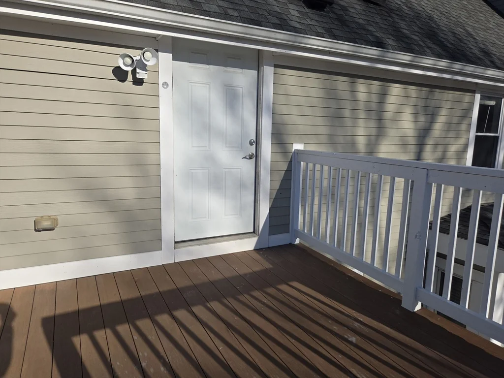 3 Pearl St, Stoneham