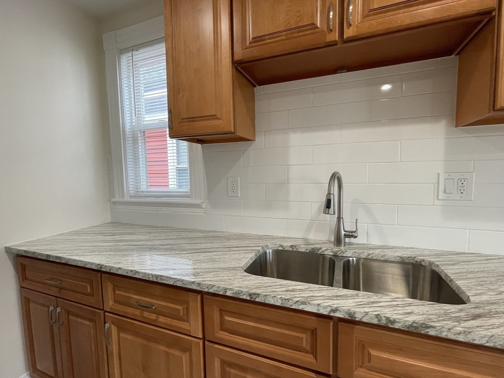 84 Calumet St, Mission Hill