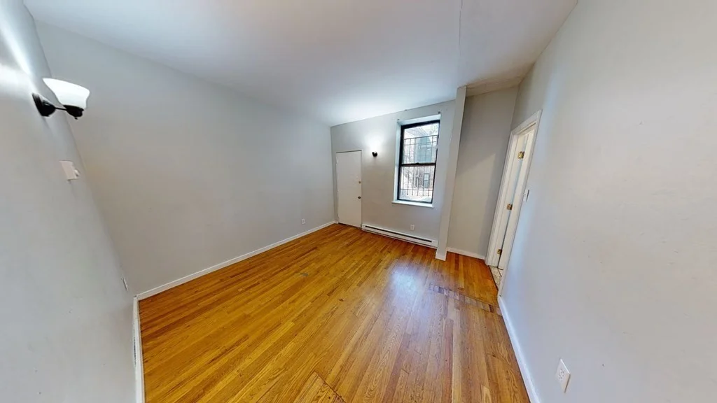 2 Moreland St, Roxbury