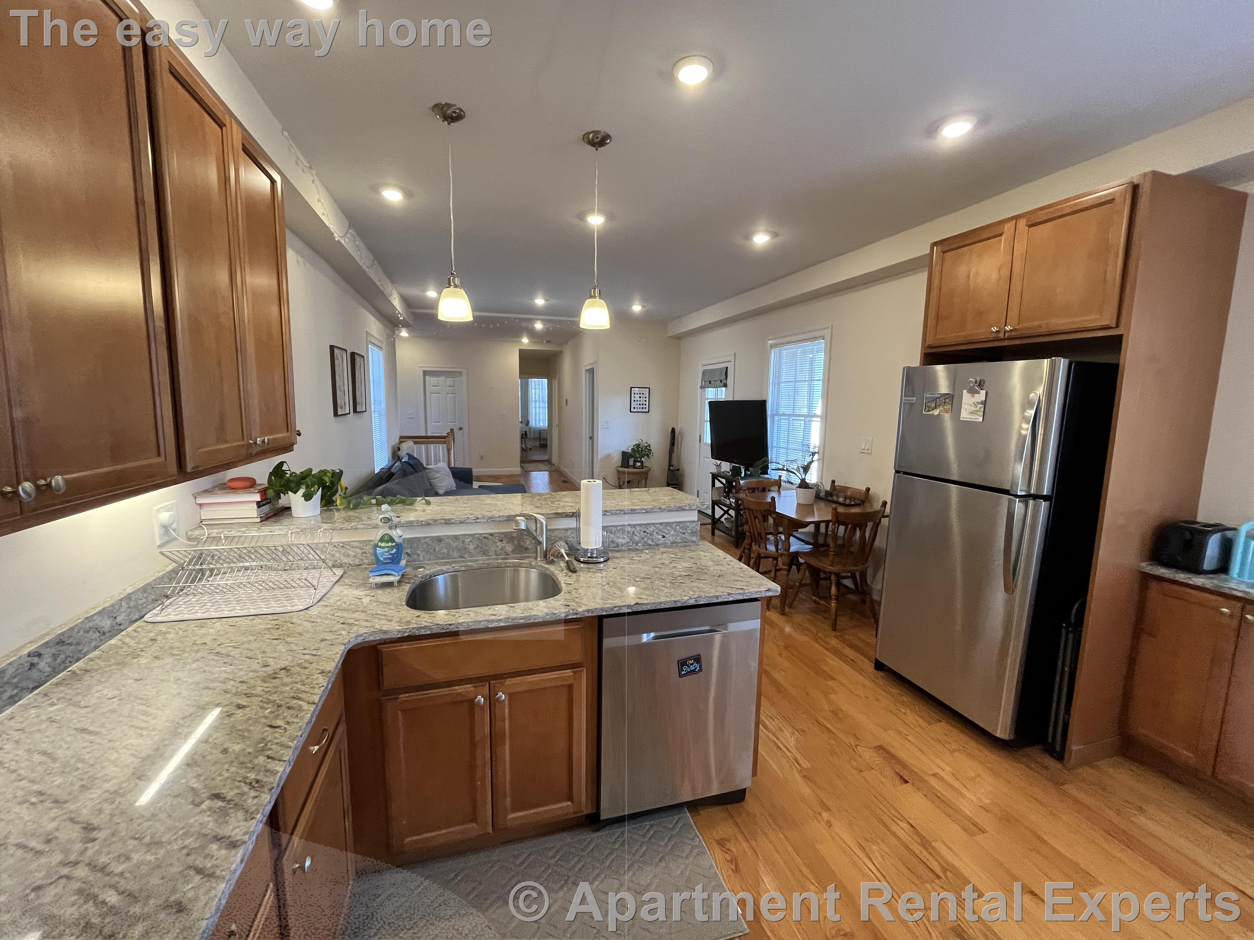 14 Flint St, East Somerville