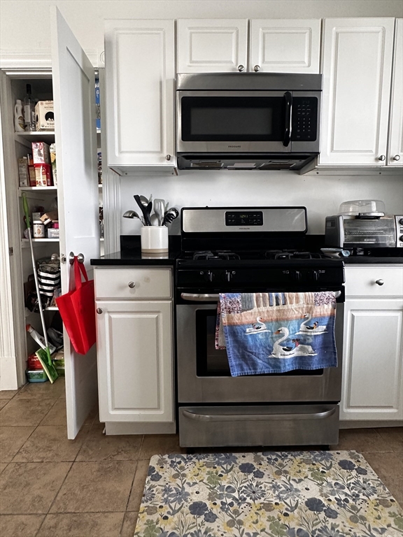 233 Charles St, East Cambridge