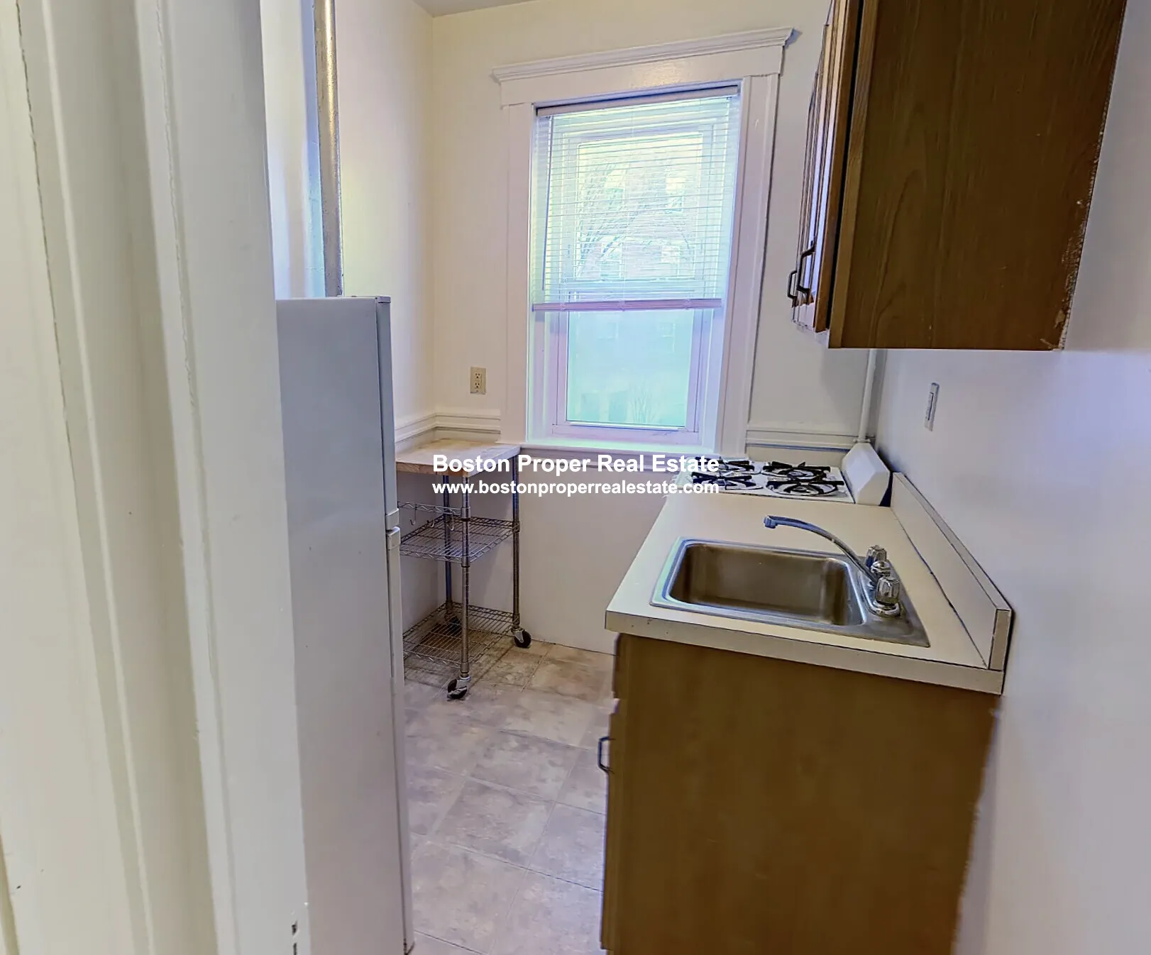 137 Park Dr, Fenway