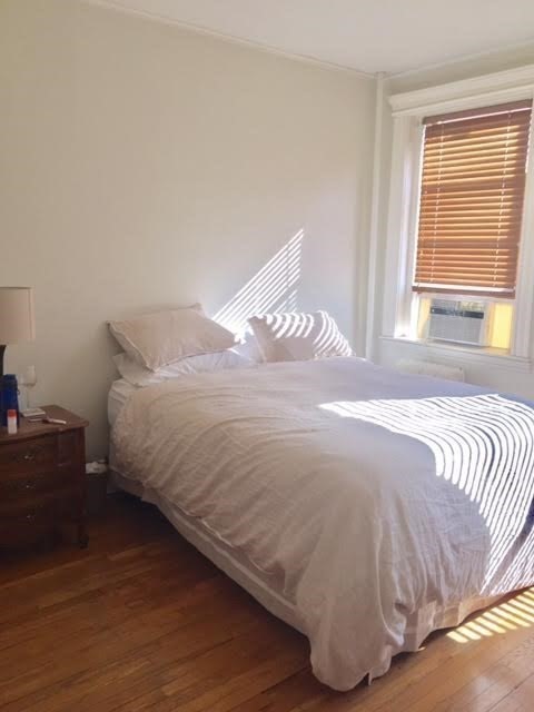 282 Newbury St, Back Bay