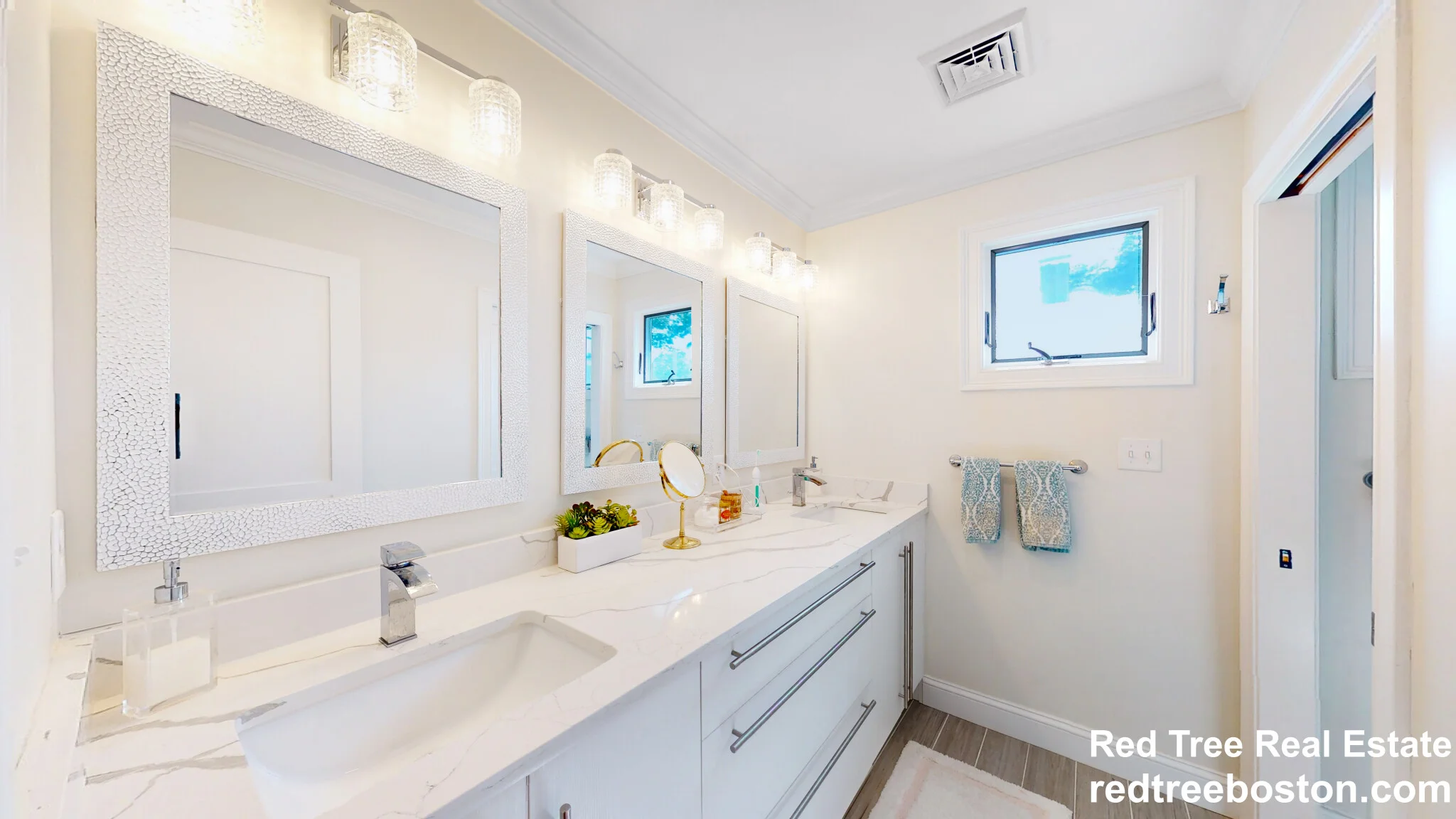 35 Crosby Rd, Chestnut Hill