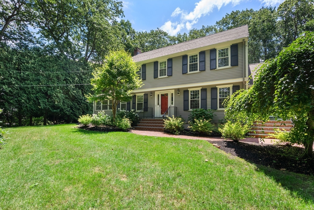 26 Cedar Hill Rd, Dover