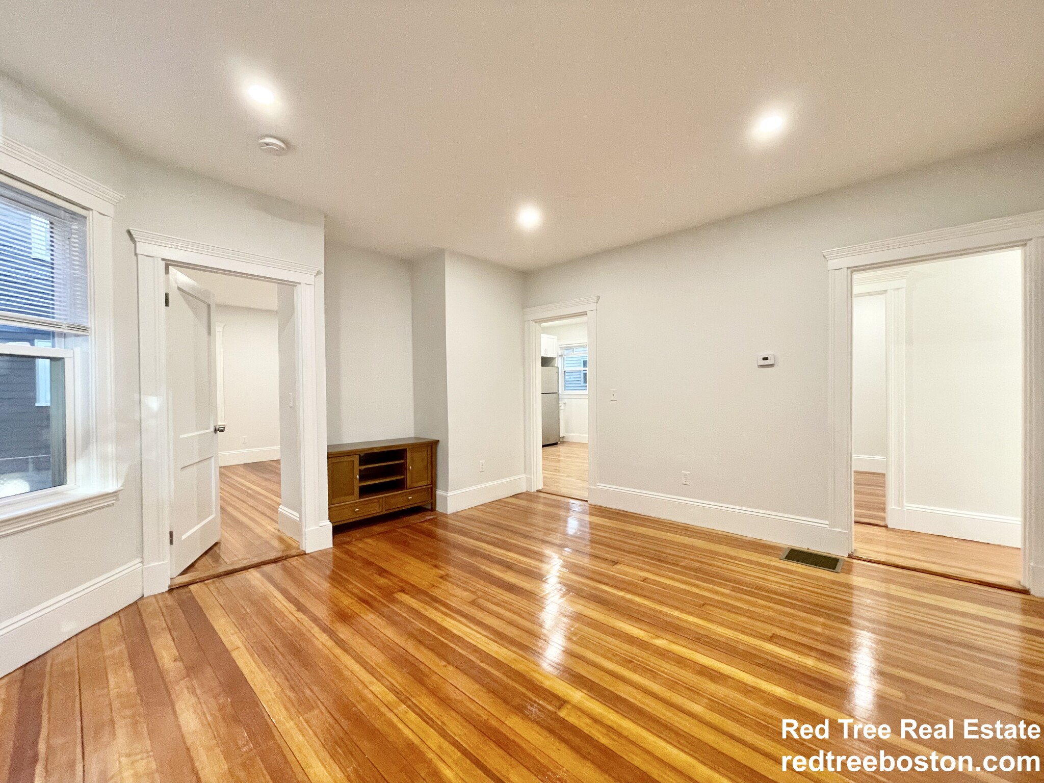 68 Bakersfield St, Dorchester