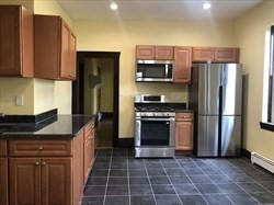 282 Walnut Ave, Roxbury