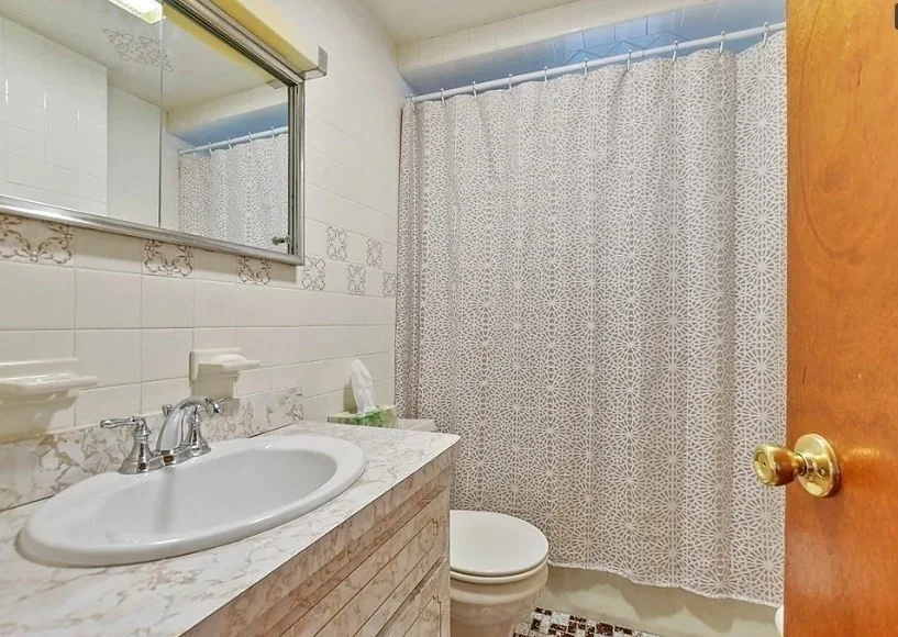 358-360 Arlington St, East Watertown