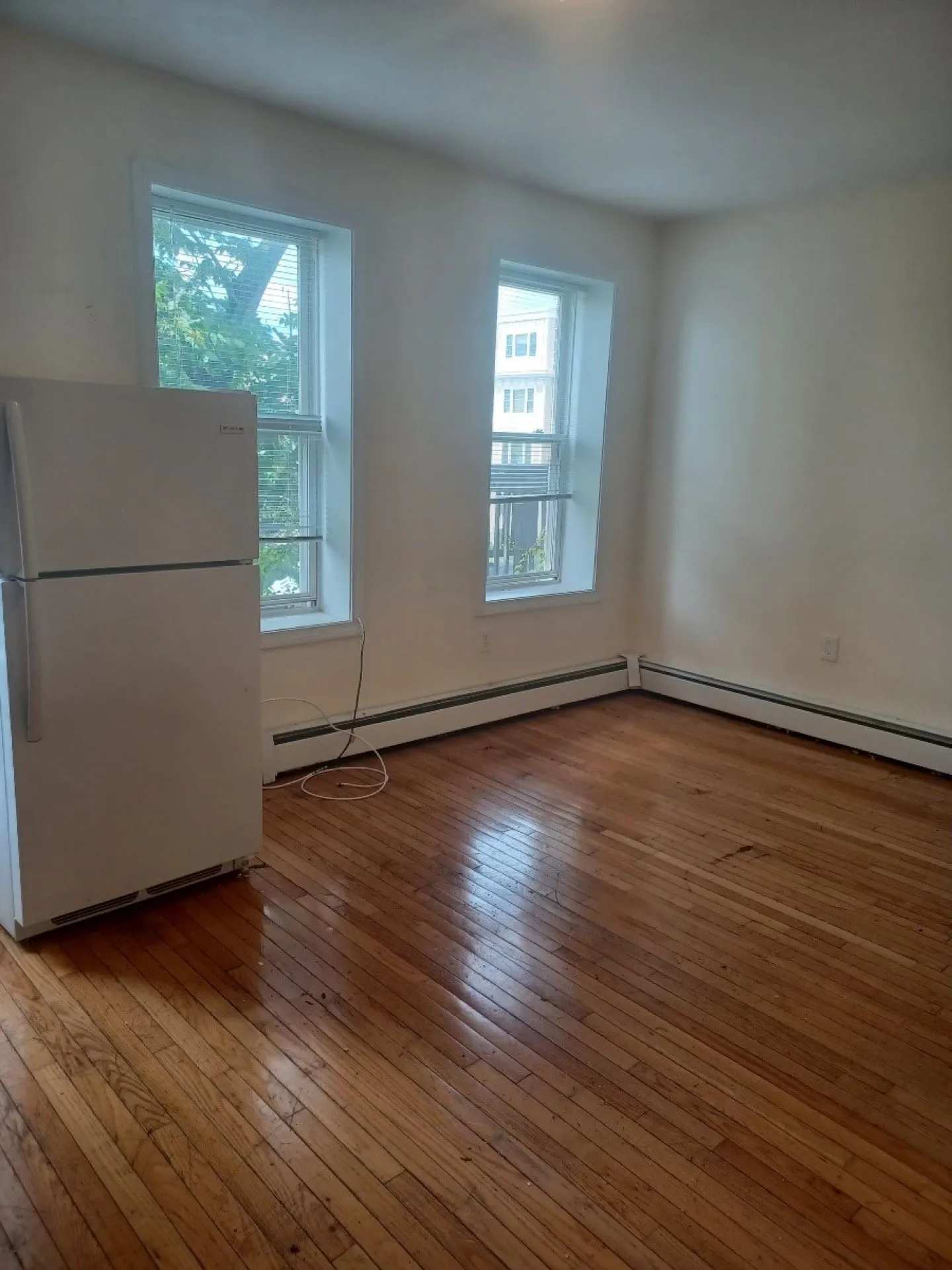 144 Chelsea St, East Boston