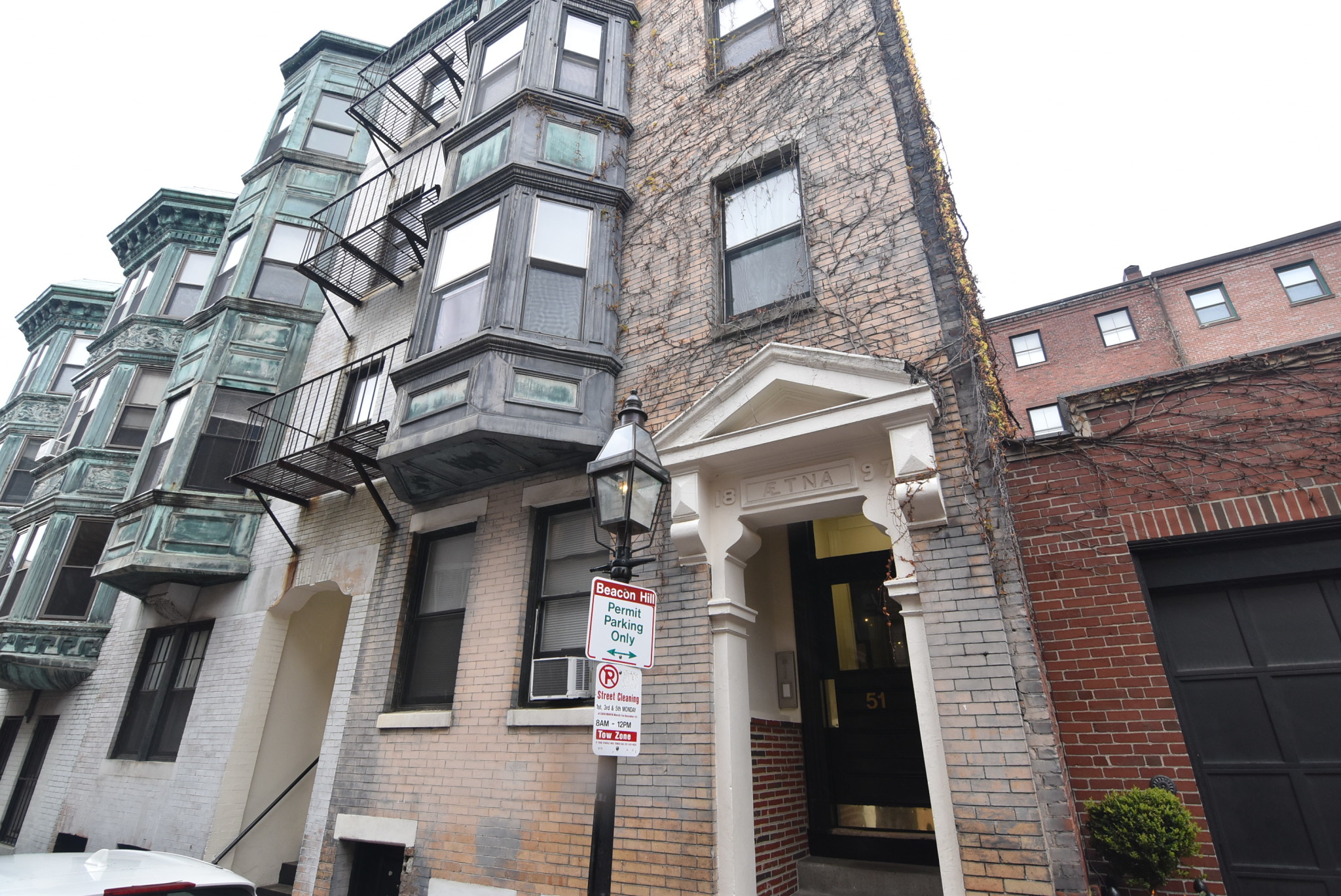 51 Joy St, Beacon Hill