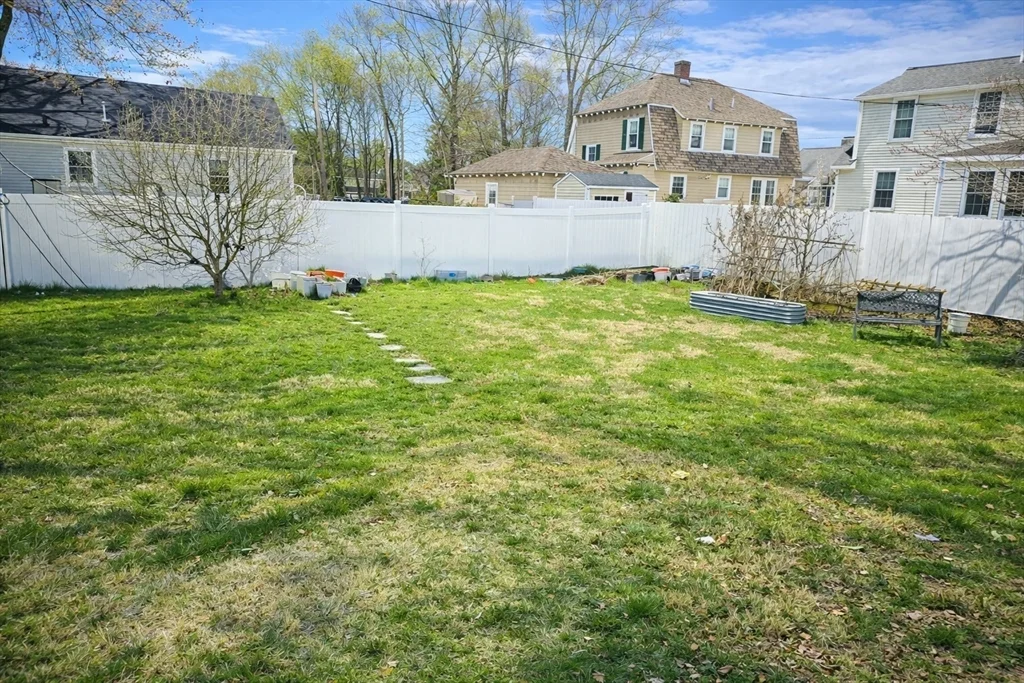 38 Milton, North Andover