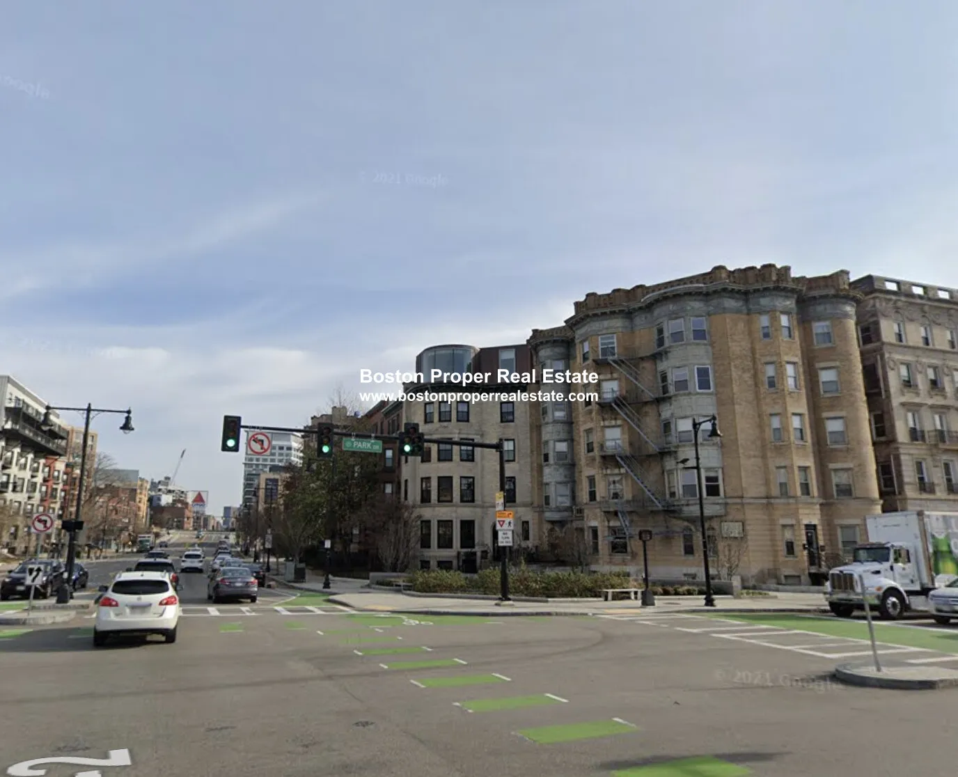 877 Beacon St, Fenway