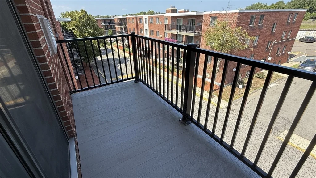 200 Governors Park, Winthrop