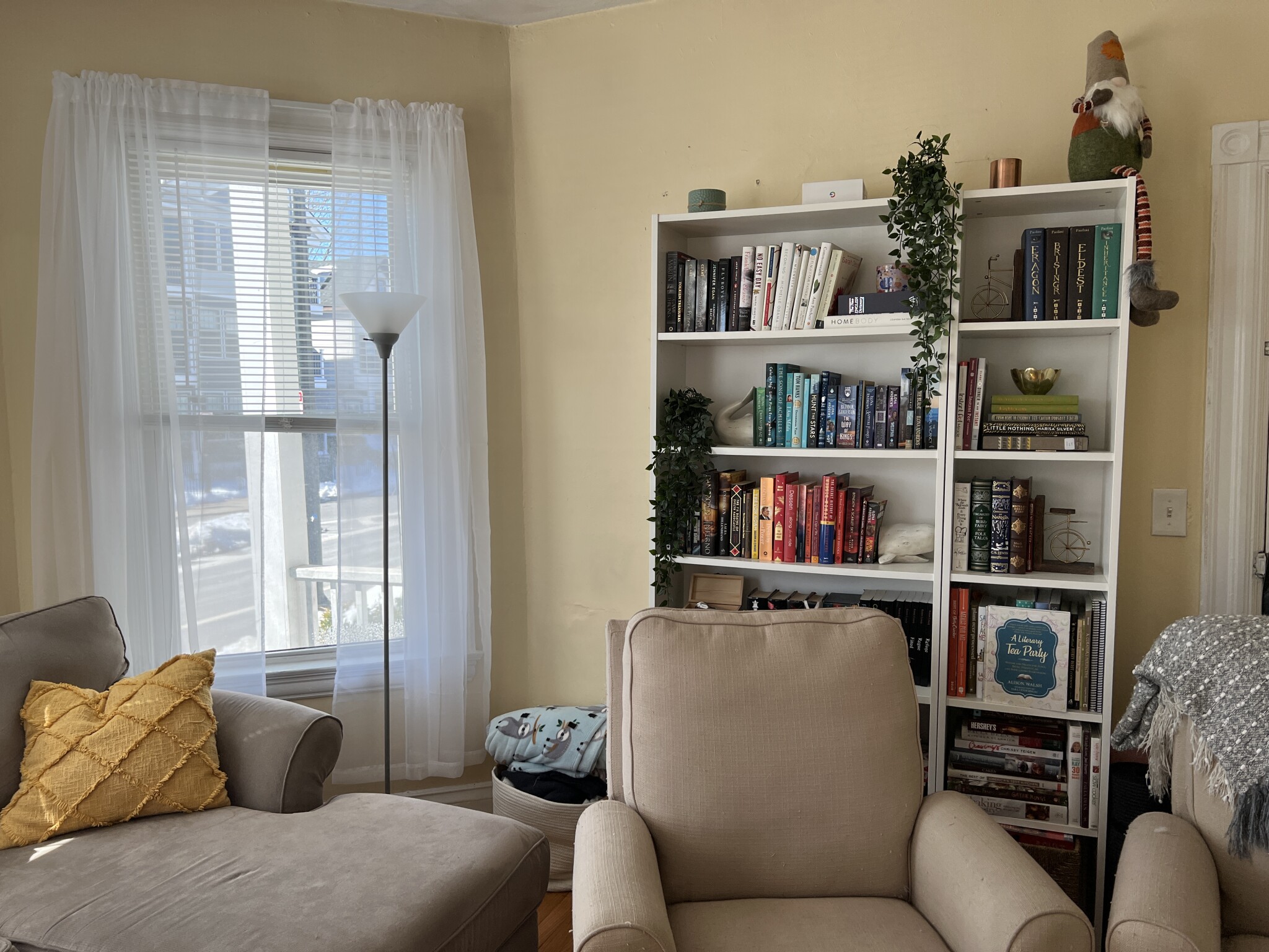 381 Highland Ave, Powder House Square