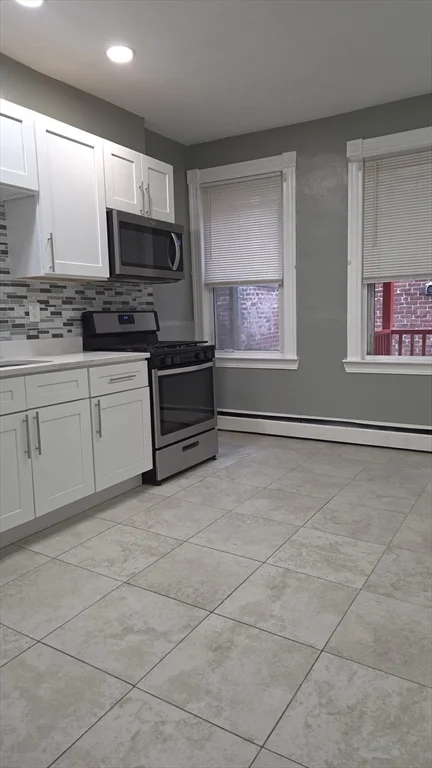129 Harrishoff St, Roxbury