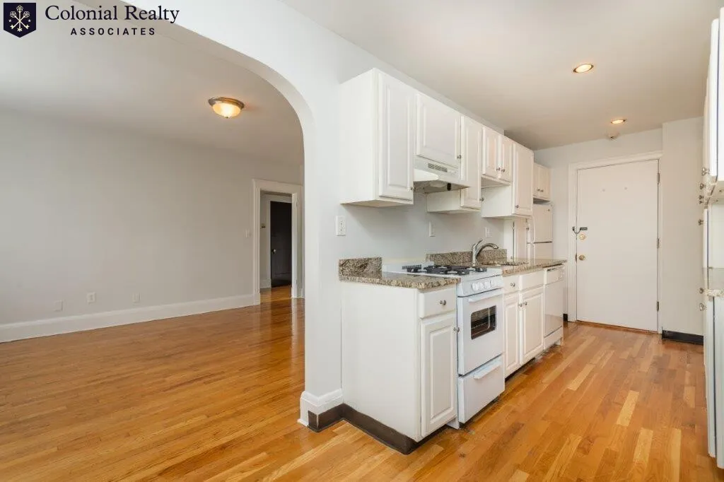 123 Highland Ave, Winter Hill