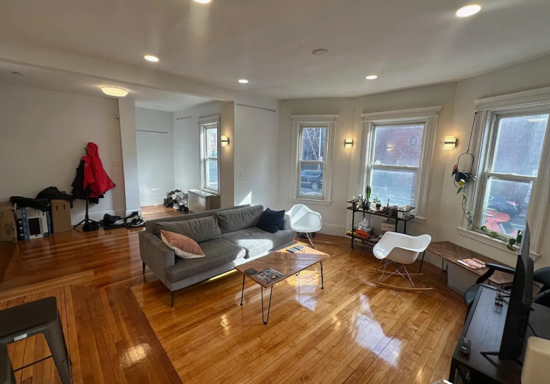 229 Harvard St, The Port