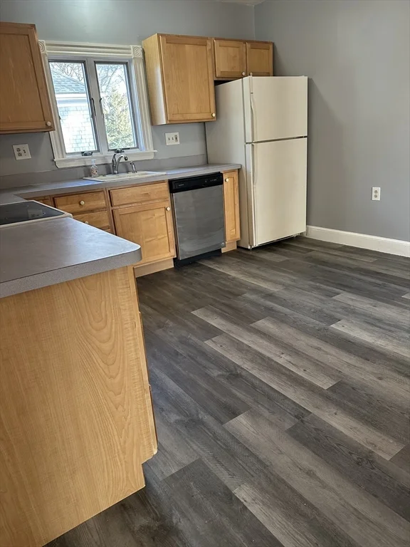 9 Station Rd, Salem
