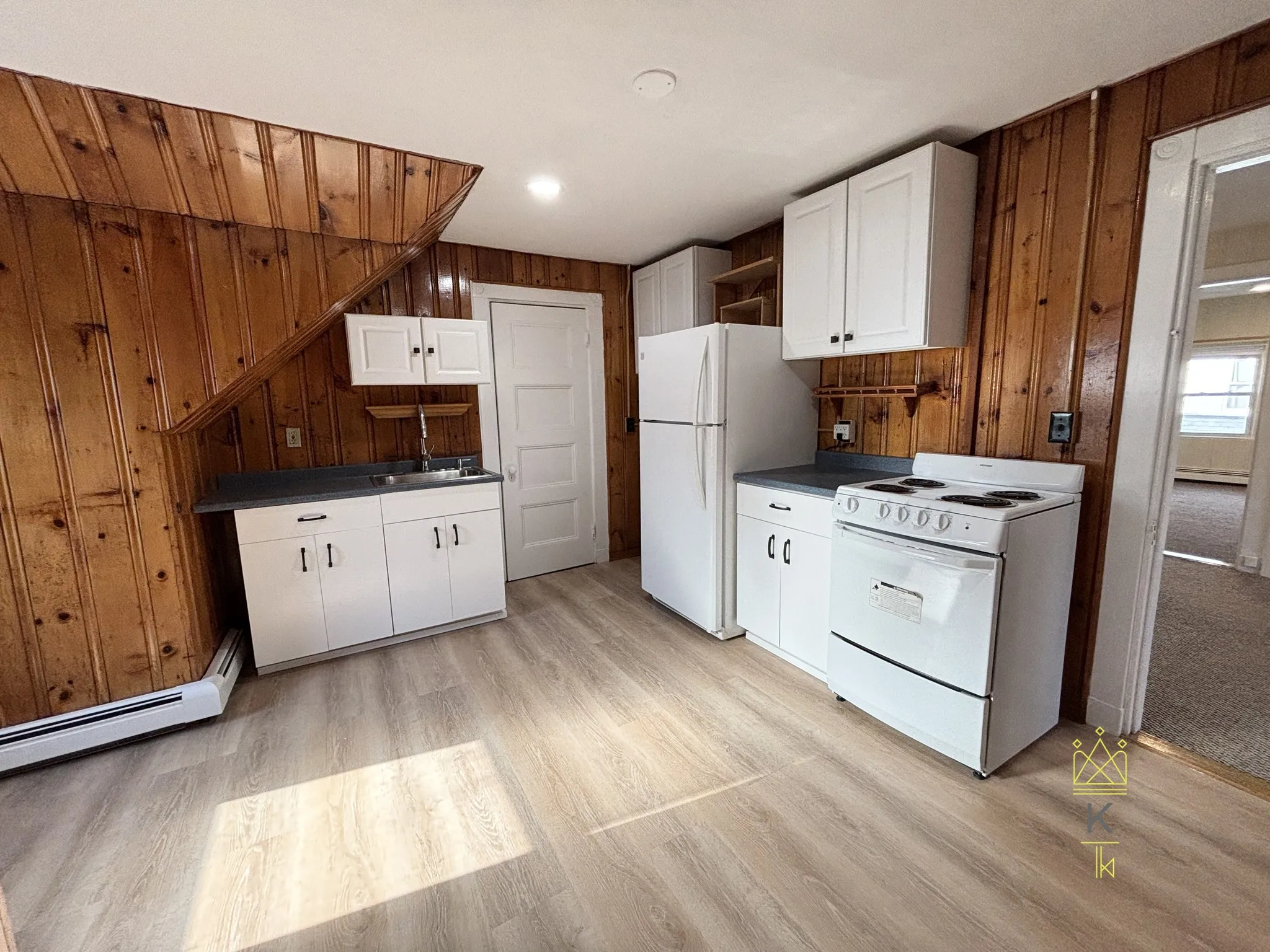 21 Osborne Rd, North Brookline