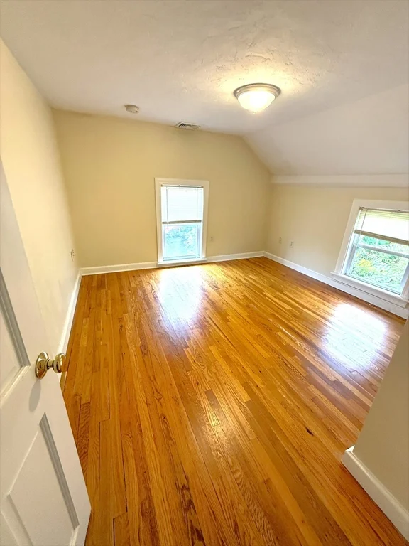 6 Skillings, Winchester