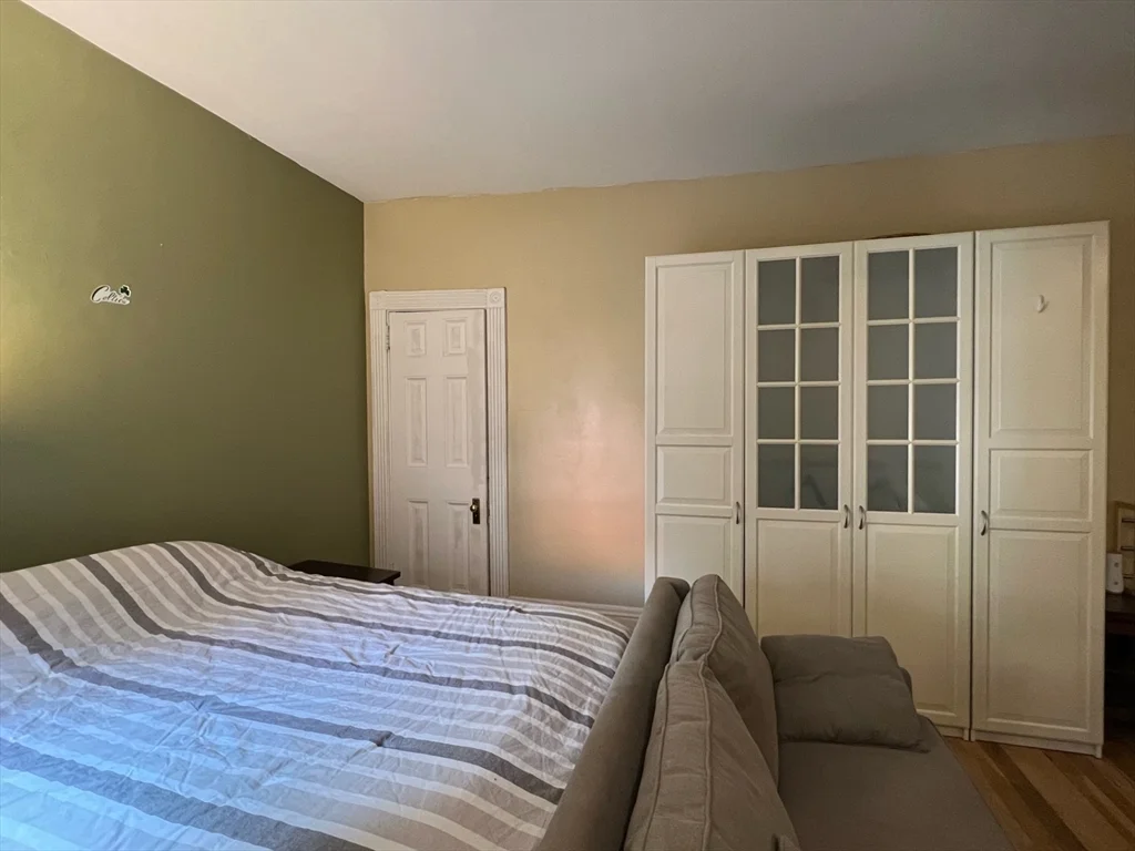 271 Dartmouth St, Back Bay