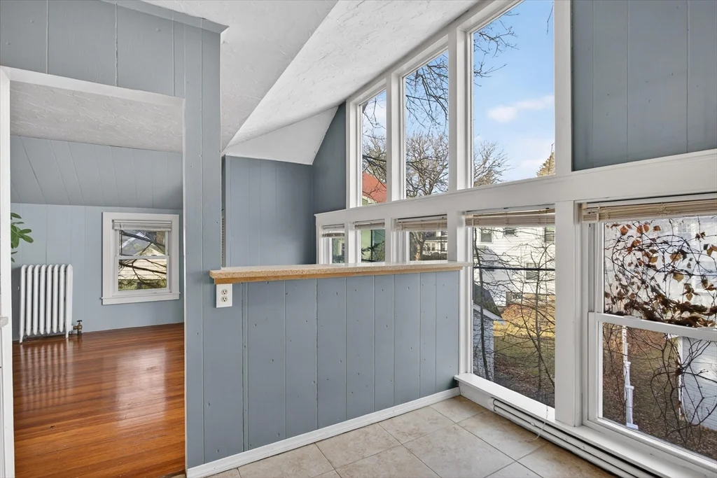 306 Edge Hill Rd, Milton