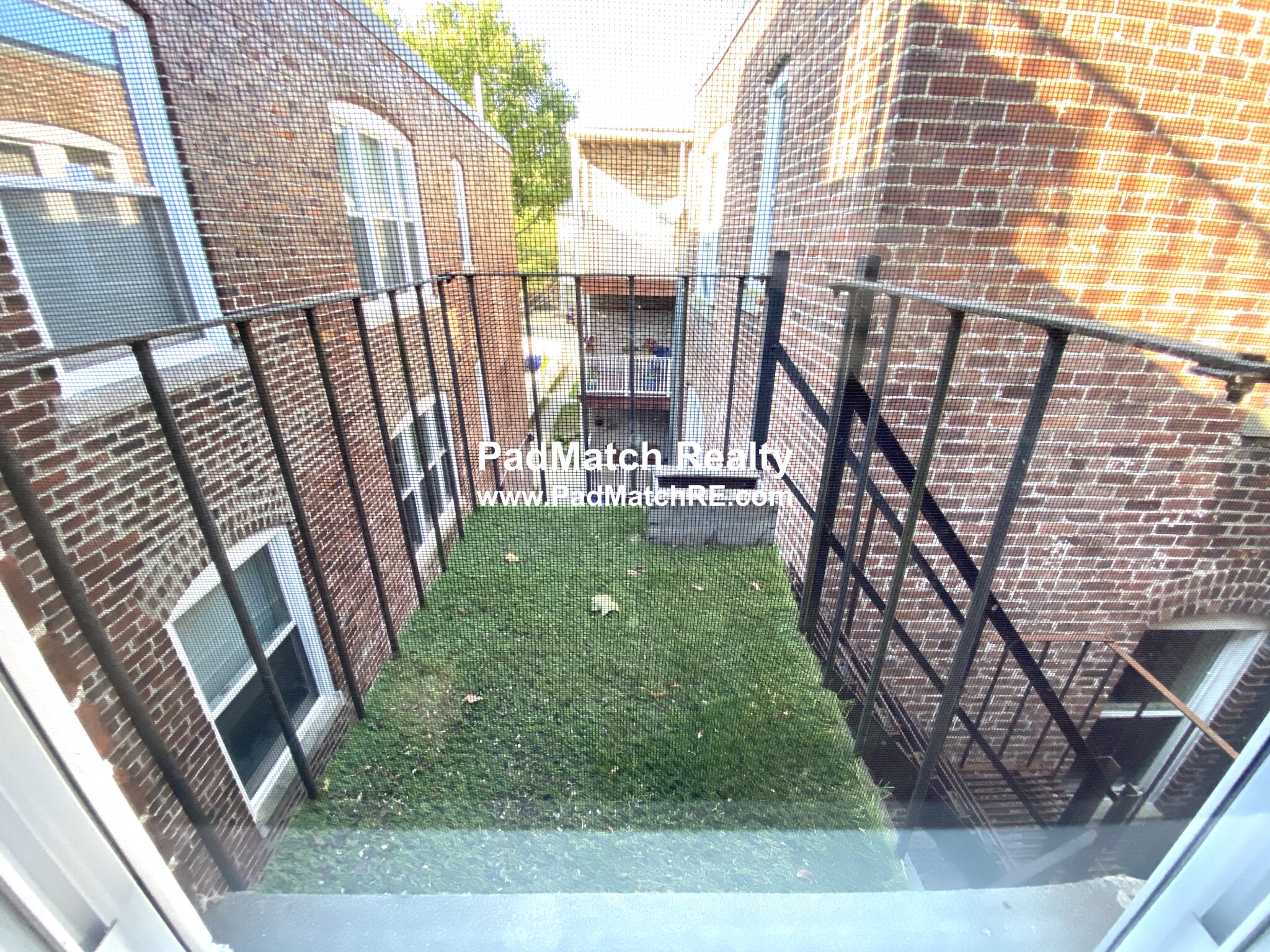 1822 Beacon St, Brookline