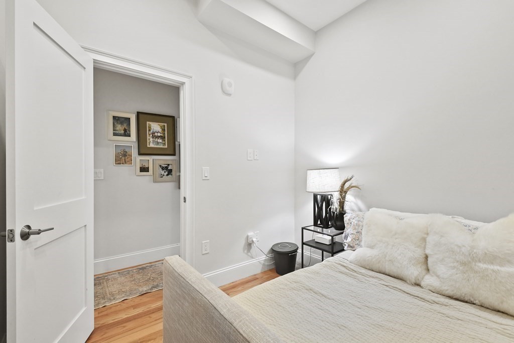 226 Saratoga St, East Boston