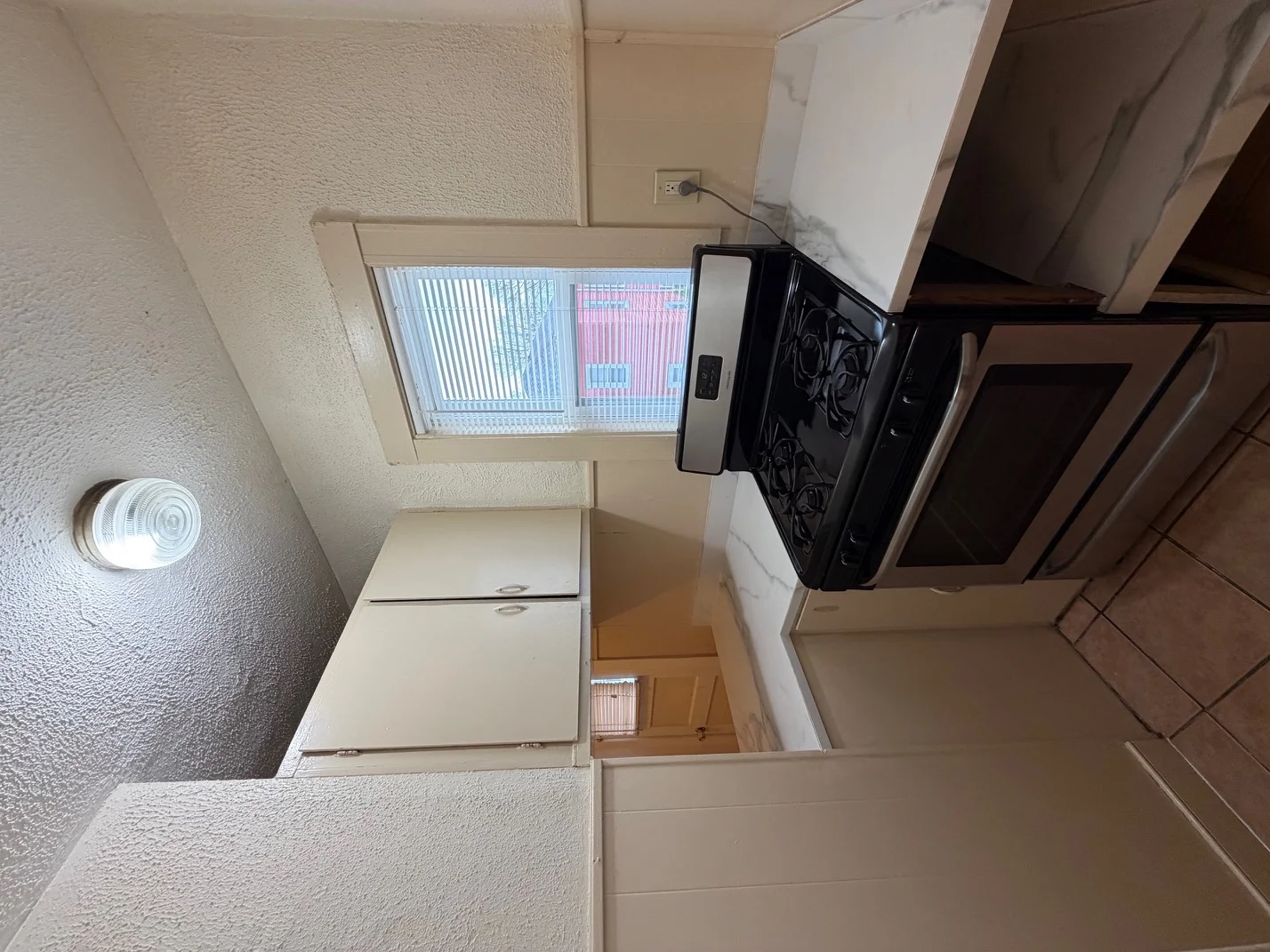 93 Capen St, Medford