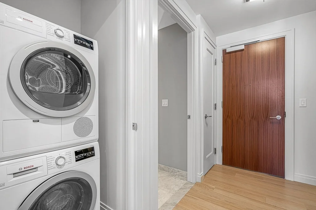 133 Seaport Blvd, Seaport District